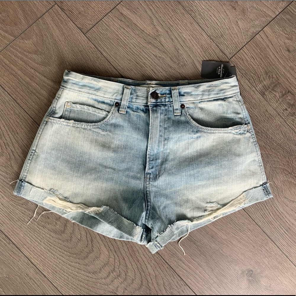 NEW Abercrombie & Fitch High-Rise Denim Shorts